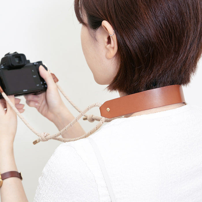 Adjustable Dual-Hook Pressure-Relief Strap